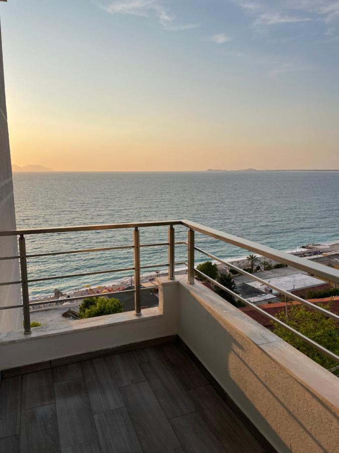 Lotus Apartments فلورا المظهر الخارجي الصورة