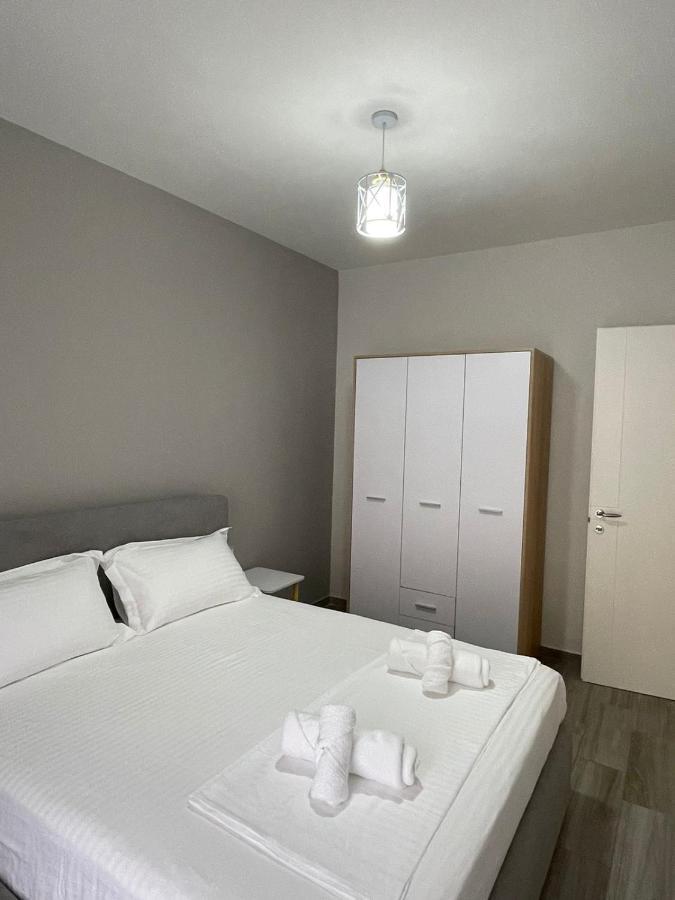 Lotus Apartments فلورا المظهر الخارجي الصورة